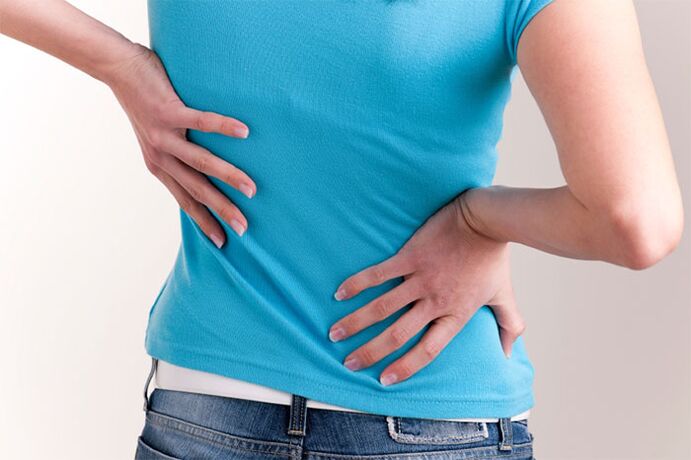 diagnóstico de dolor de espalda sintiendo